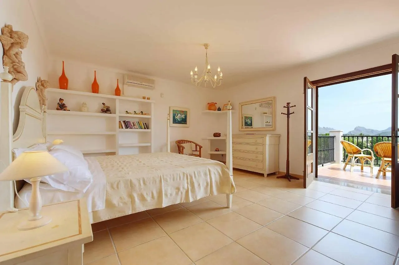 Finca Plomera Pollenca Villa